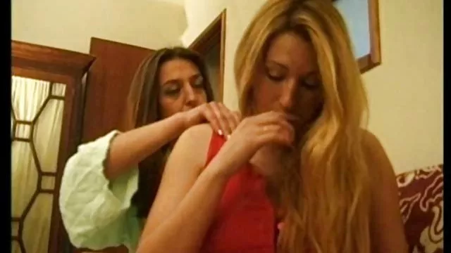 Seksi porno kaydı Tombul kız turk liseli gotten sikis kolaylıkla alır
