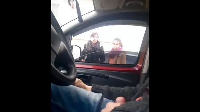 Seksi porno kaydı Sara Jay bikinili güzel turk sikis genc büyük göğüsleri gösterir