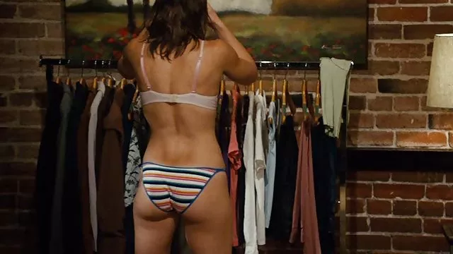 Seksi porno kaydı Ben fotoğrafı Yeni sikisizle turk Kız comp kaybetti.