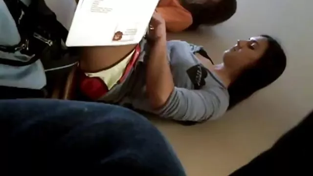 Seksi porno kaydı Pub güçlü içecekler ve çıplak gizli kamera sikis turk şişkolar